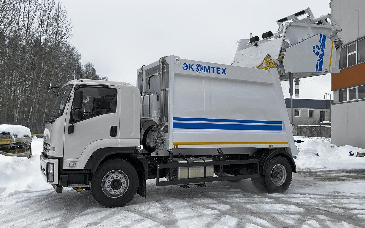 От «Мерседеса» до «КАМАЗа»: какие мусоровозы решат проблему вывоза бытовых отходов в России