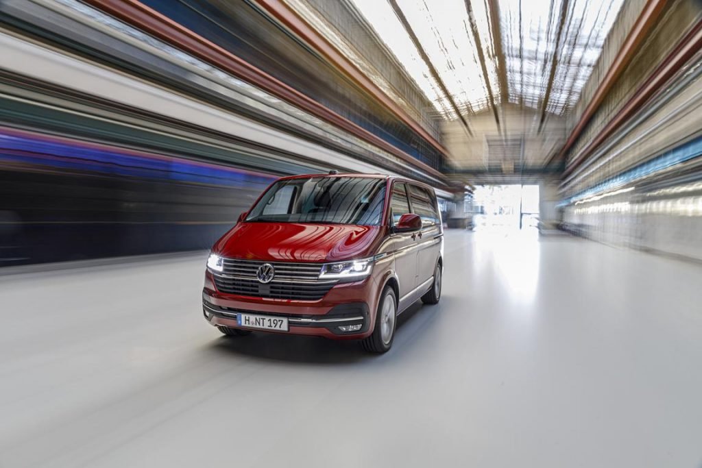 Volkswagen Коммерческие автомобили не будет повышать цены в России и продлит заводскую гарантию