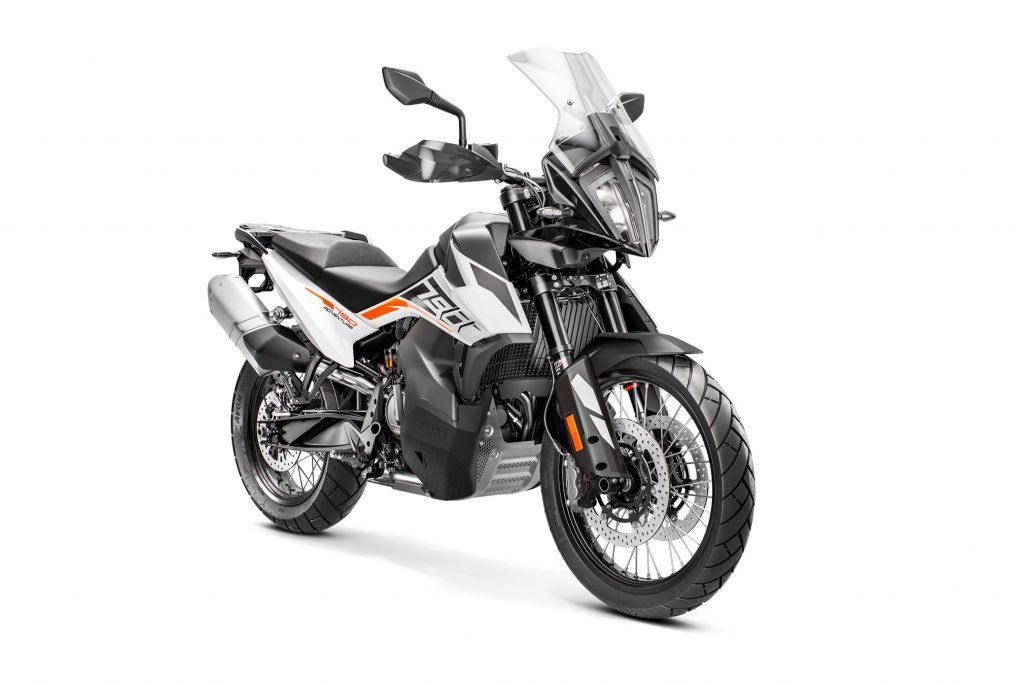 KTM 790 Adventure: мотоцикл двойного назначения по цене кроссовера