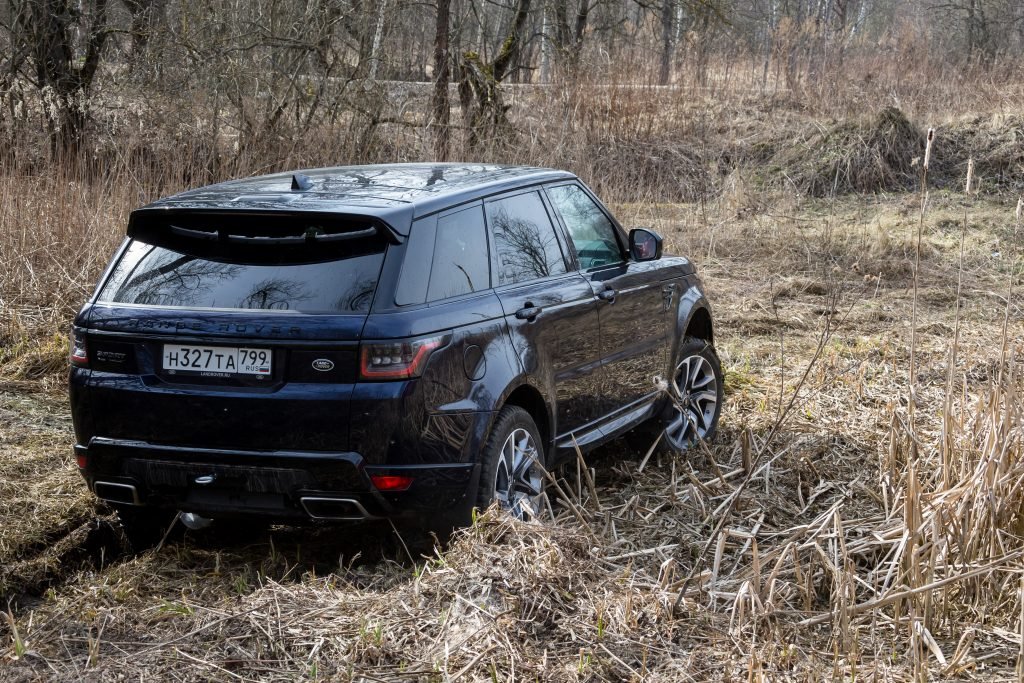 УАЗ «Хантер» и Range Rover Sport на бездорожье. Волынка против балалайки