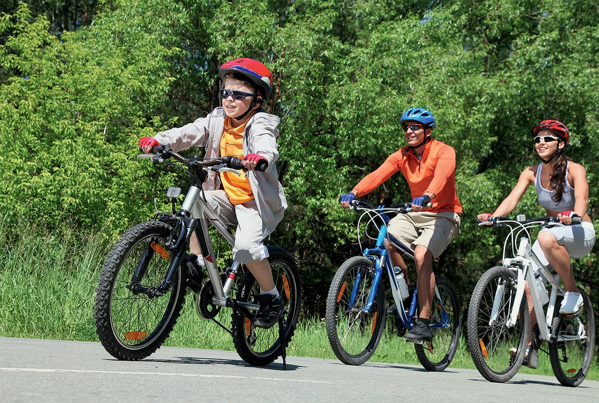Как научить ребенка соблюдать ПДД при езде на велосипеде