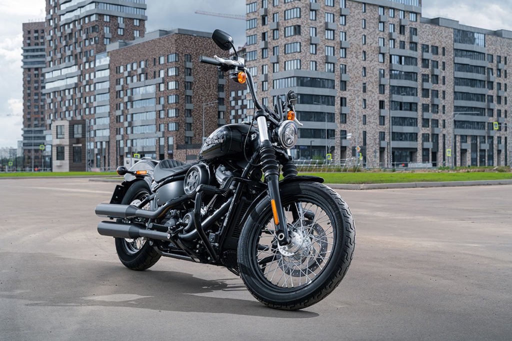 Тест Harley-Davidson Street Bob: чем удивил простой «Харлей»