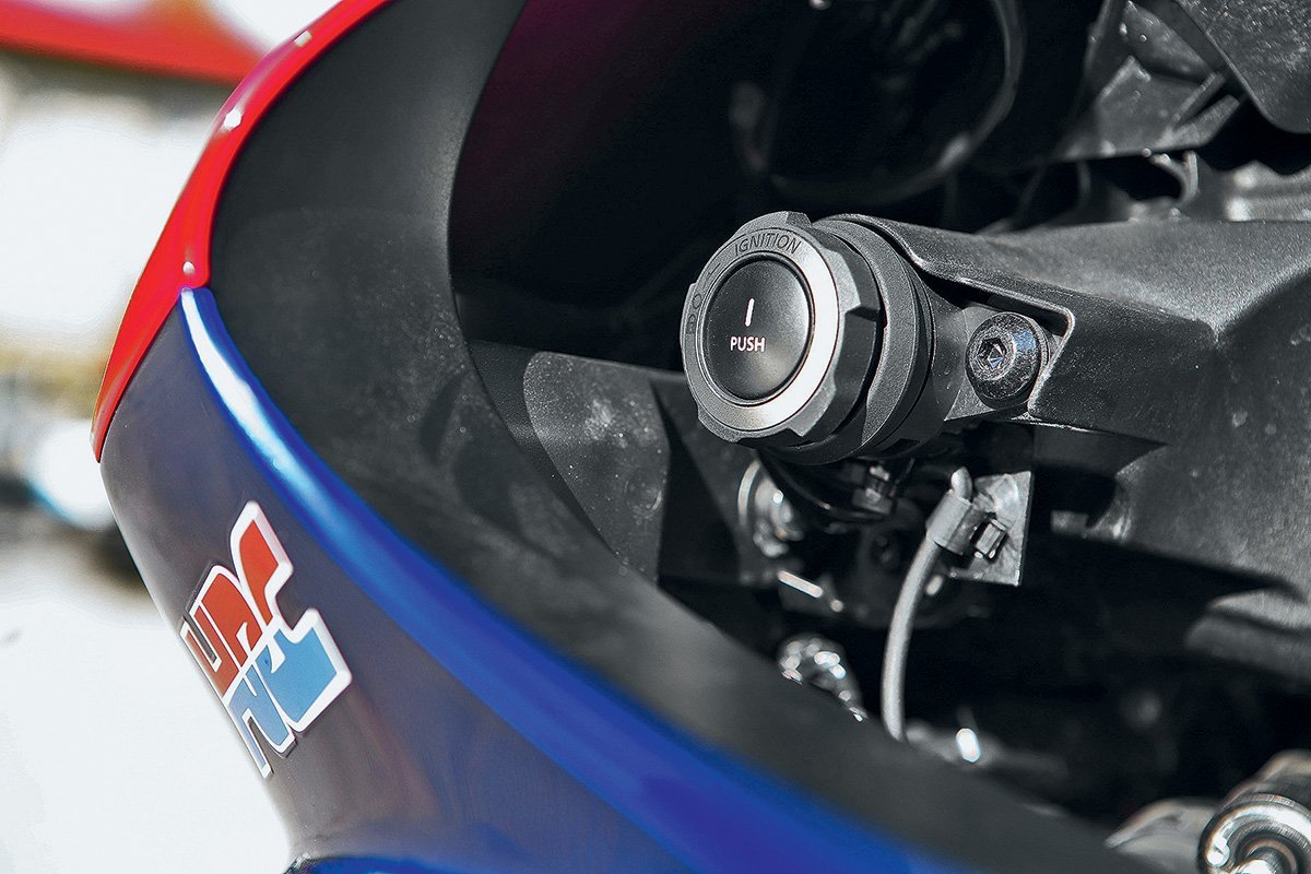 Почему Honda CBR1000RR-R Fireblade SP – самый потрясающий спортбайк