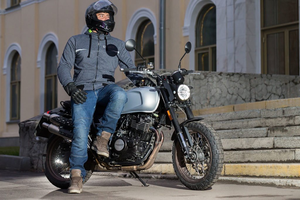 SWM Gran Milano Outlaw – стильный итальянский мотоцикл за скромный бюджет