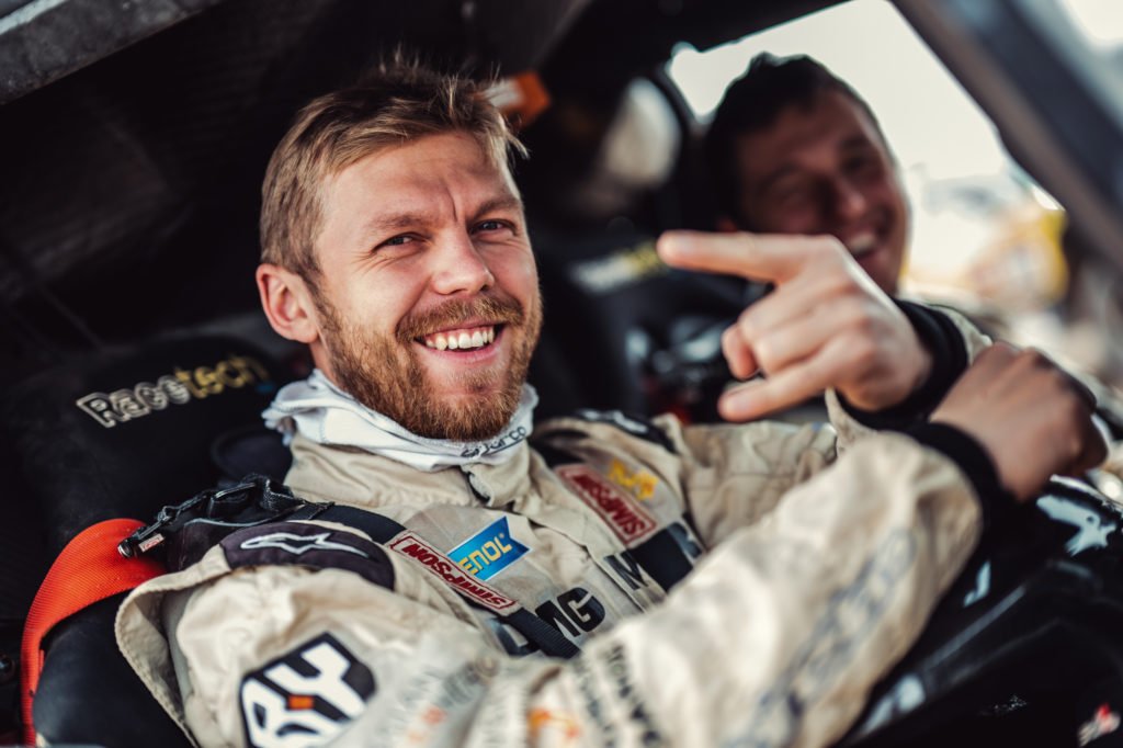 Сергей Карякин и Антон Власюк заняли 16 место на ралли Dakar 2021