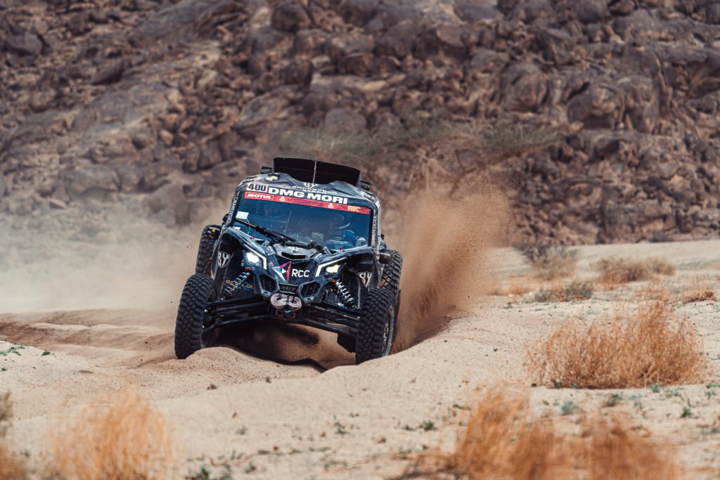 Сергей Карякин и Антон Власюк заняли 16 место на ралли Dakar 2021