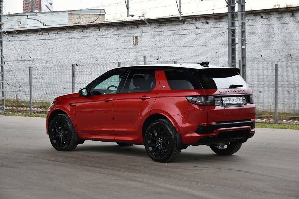 Месяц за рулем Land Rover Discovery Sport: считаю затраты и делаю выводы