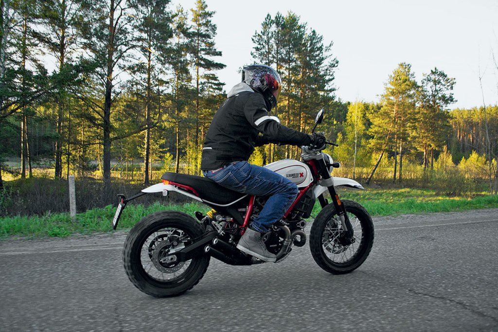 Ducati Scrambler Desert Sled: крутой внедорожник, который выглядит как «самопал», а стоит миллион