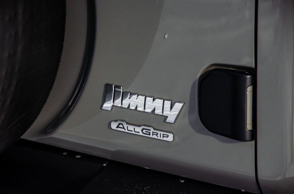 «Чтобы застрять, надо очень постараться»: мнения водителей о Suzuki Jimny