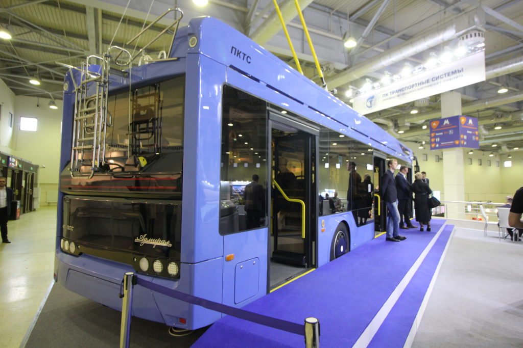 «ПК Транспортные системы» представила электробус с динамической зарядкой