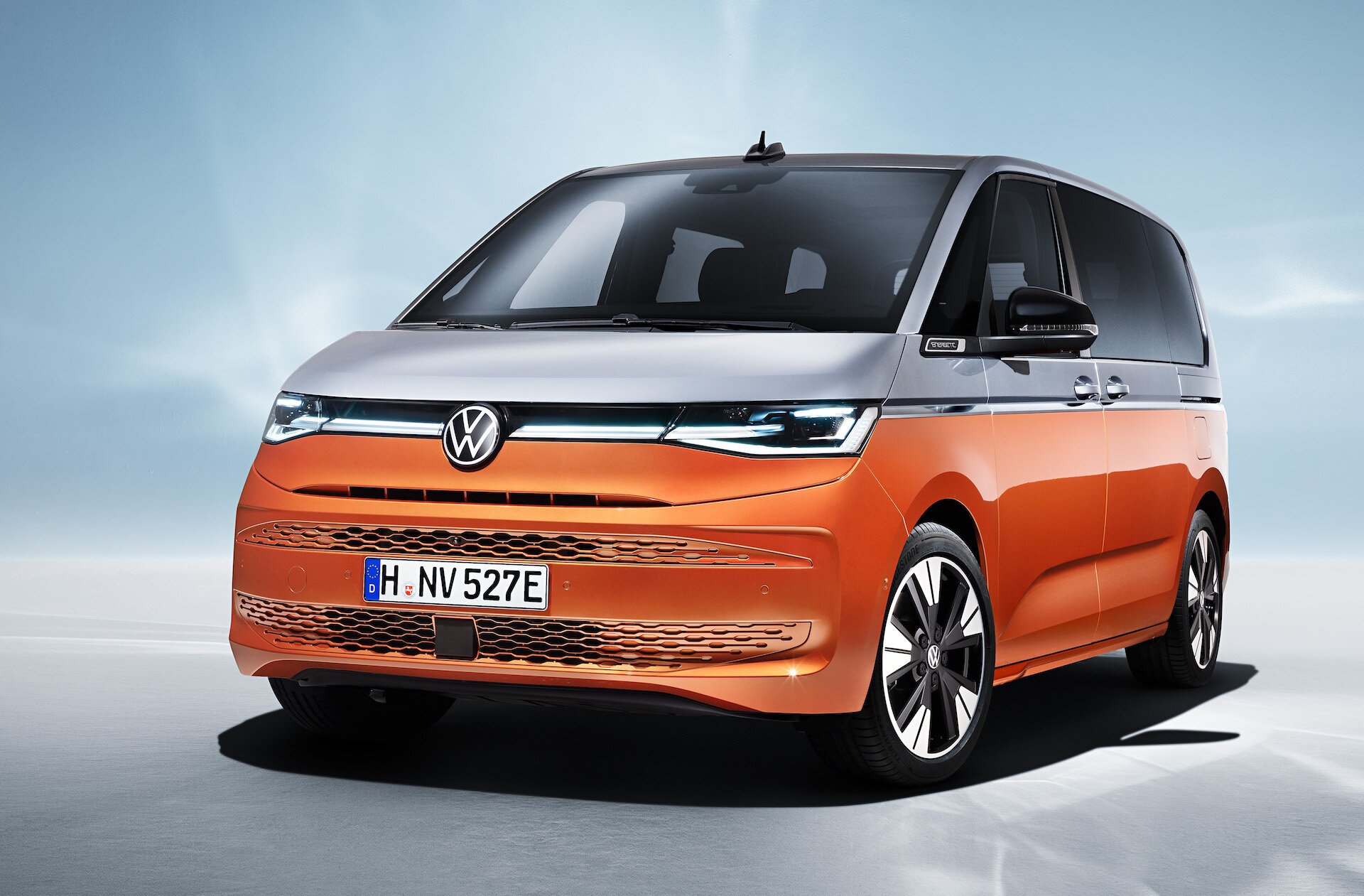 Марка Volkswagen Коммерческие автомобили официально представила Multivan седьмой генерации