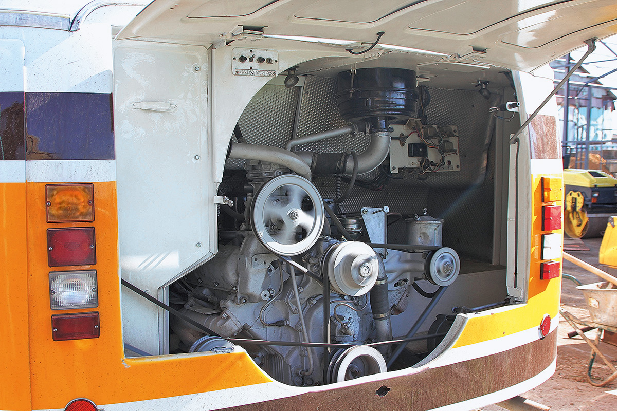 ЛАЗ-699Р: идеально восстановленный львовский «Турист» с мотором «Обжора». Показываем подробно