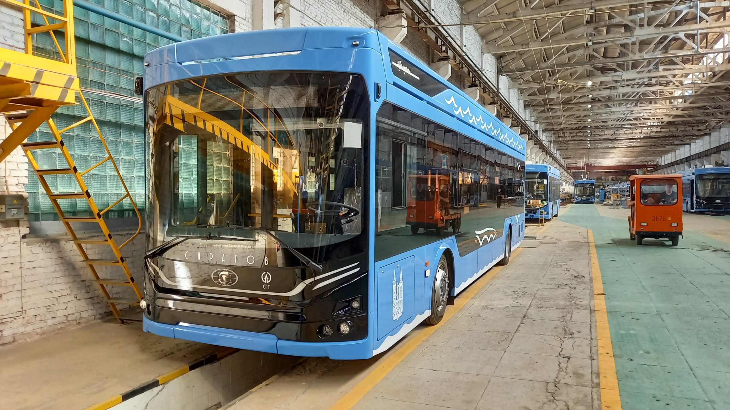 «ПК Транспортные системы» завершила поставку модернизированных троллейбусов «Адмирал» в Саратов