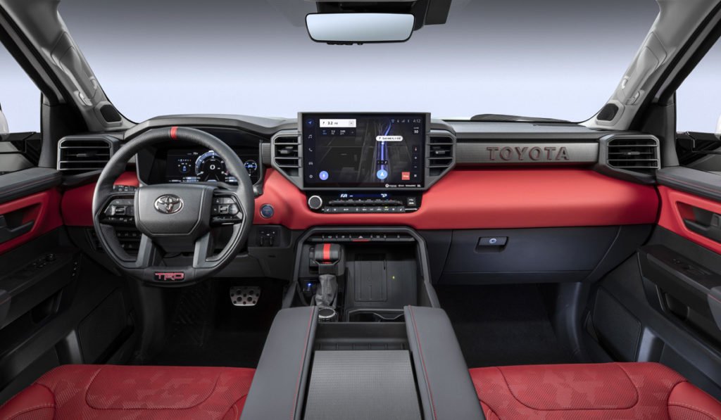 Представлен пикап Toyota с мотором от Land Cruiser 300: он больше и круче, чем «Ленд Крузер»!