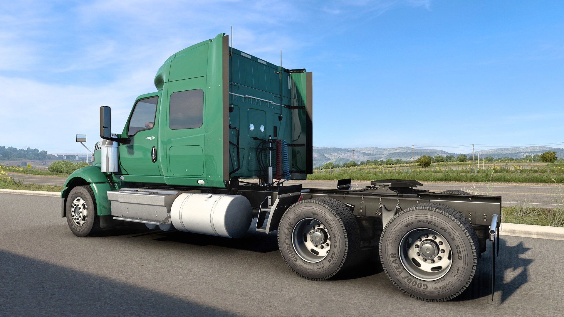 Широкопрофильные шины для грузовиков: почему одни их ругают, а другие хвалят