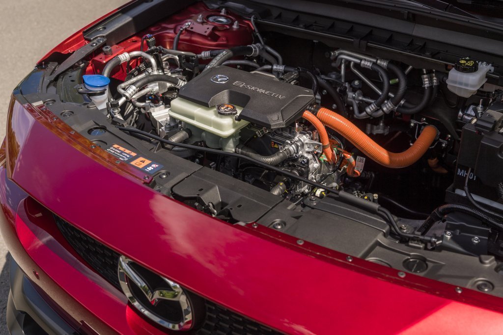 Mazda выпустит пять новых кроссоверов и возродит роторный мотор