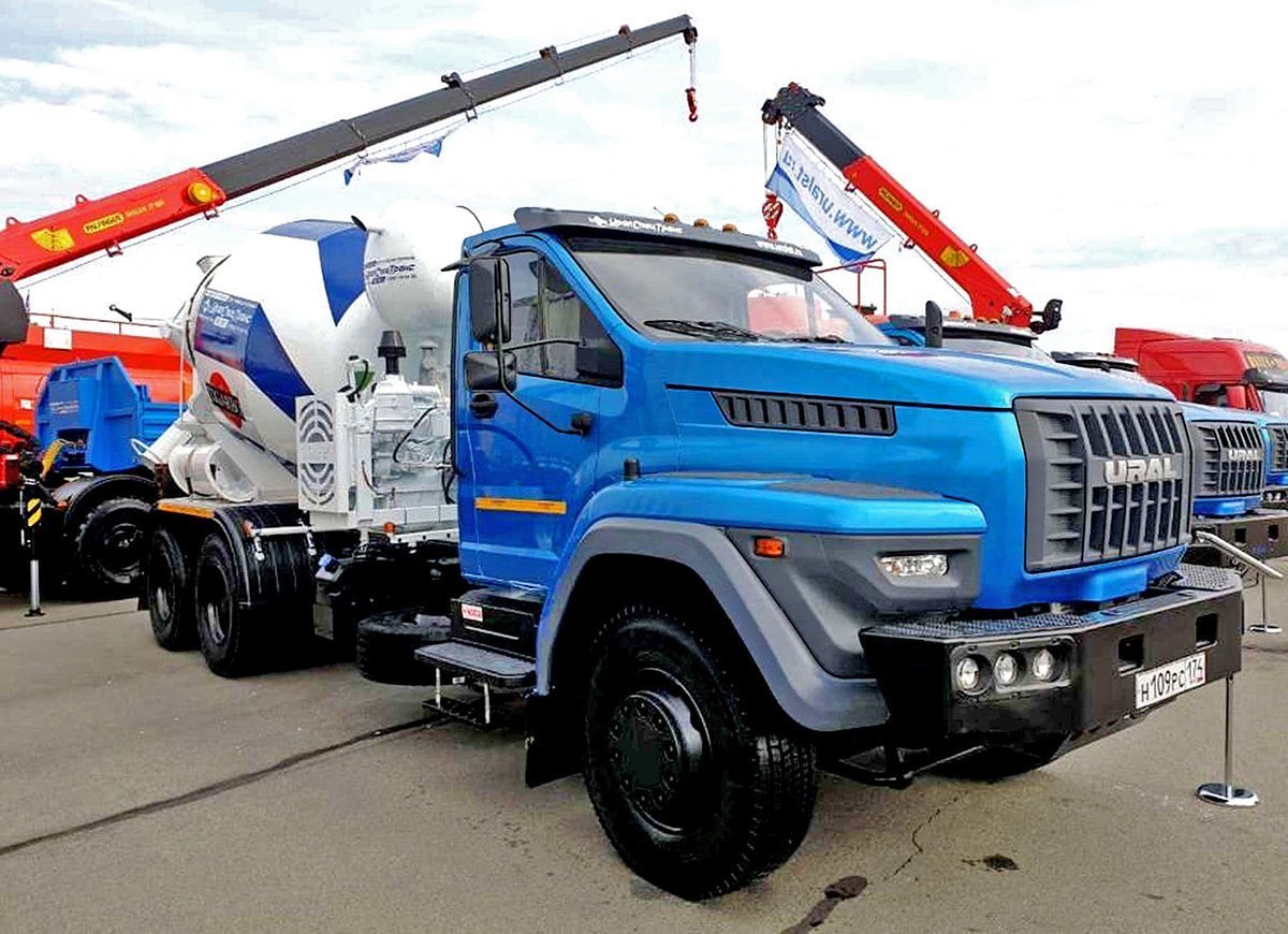 Спасибо за санкции: мощный рывок производства дорожно-строительной техники в России