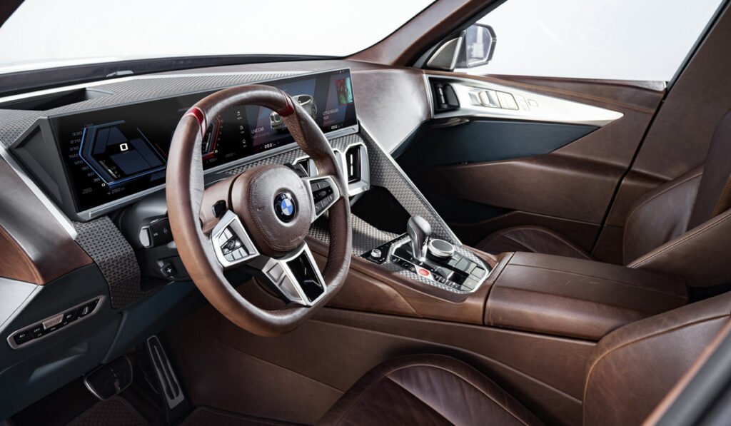 BMW XM: самый крутой баварский кроссовер получил гигантские «ноздри»
