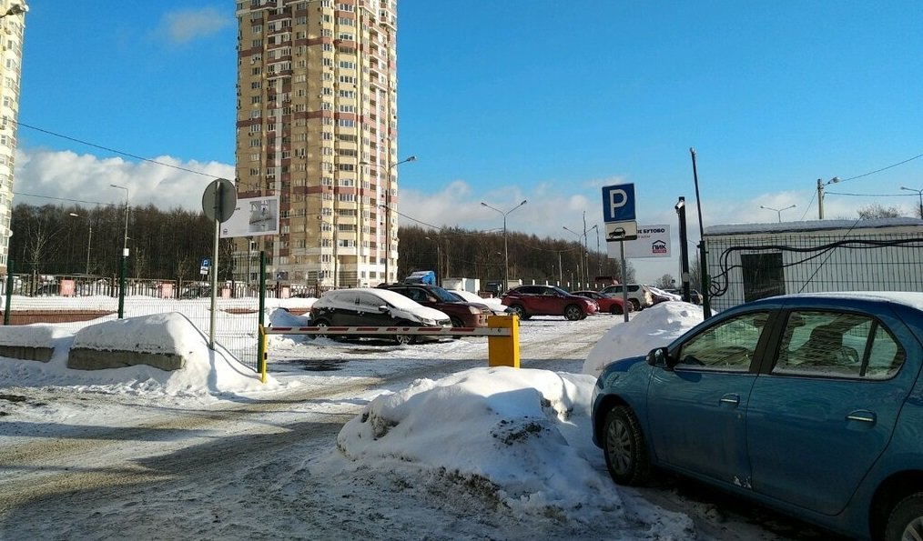 Москва вошла в топ городов с самой дорогой парковкой