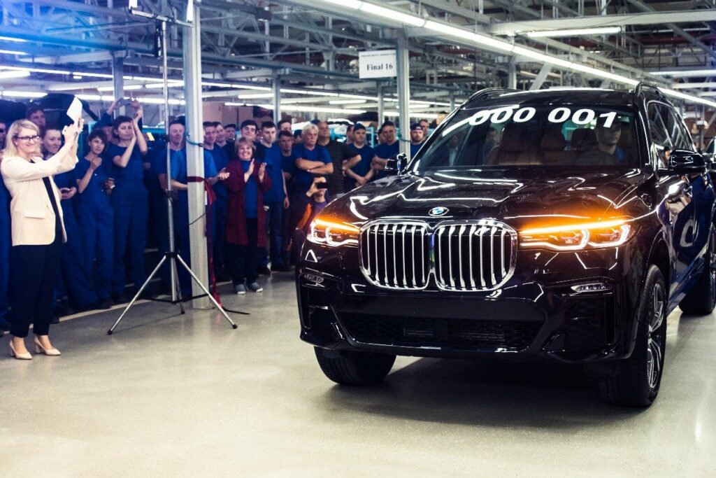 BMW расширяет производство в России