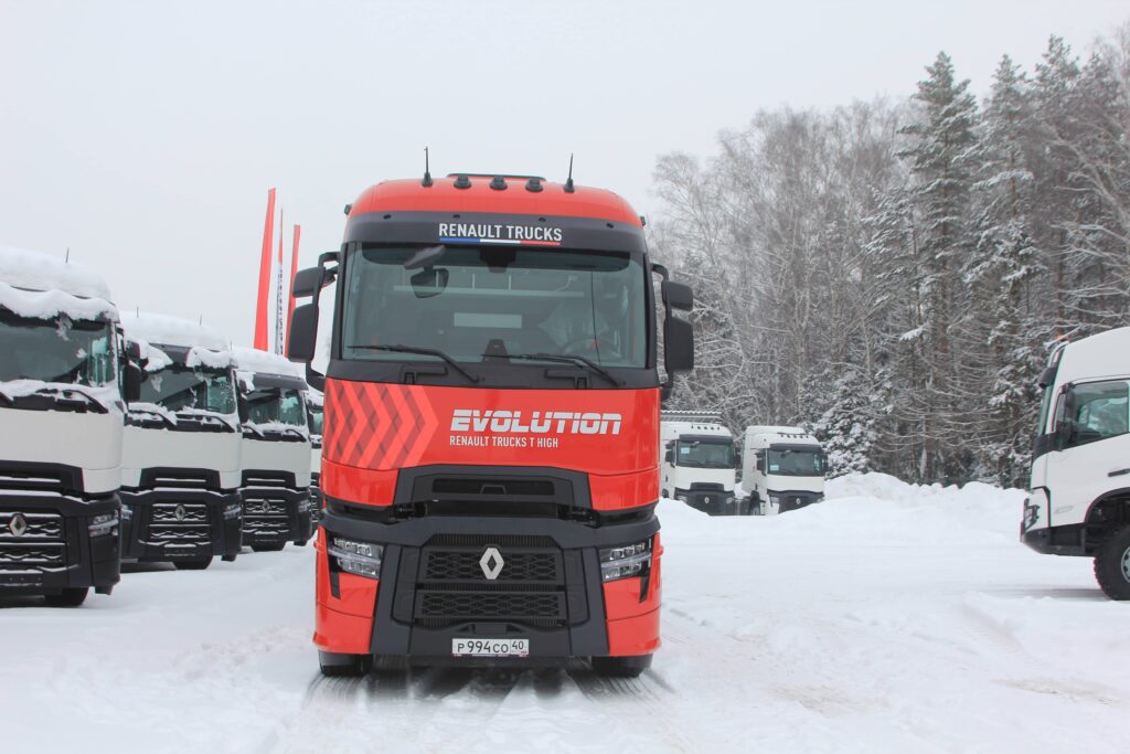 Продажи грузовиков Renault в России выросли на 6%