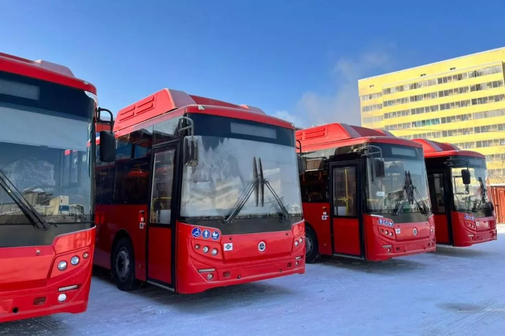«Группа ГАЗ» поставила в Якутию 100 автобусов на метане