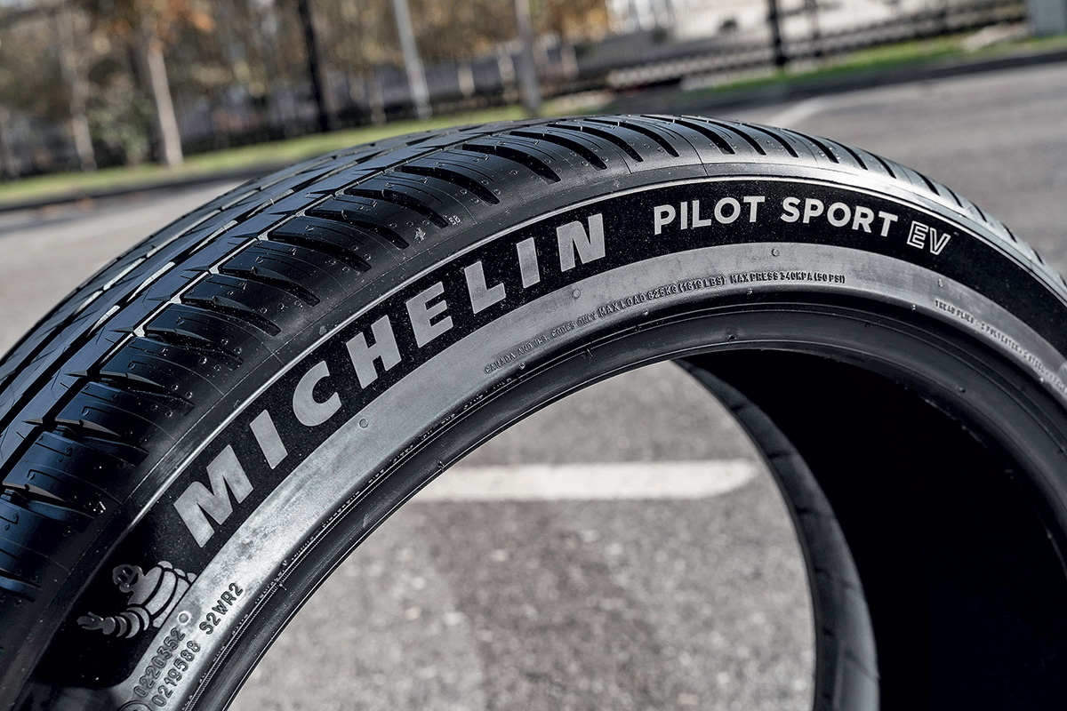 Какой должна быть «идеальная» летняя шина: разбираемся на примере Michelin Pilot Sport