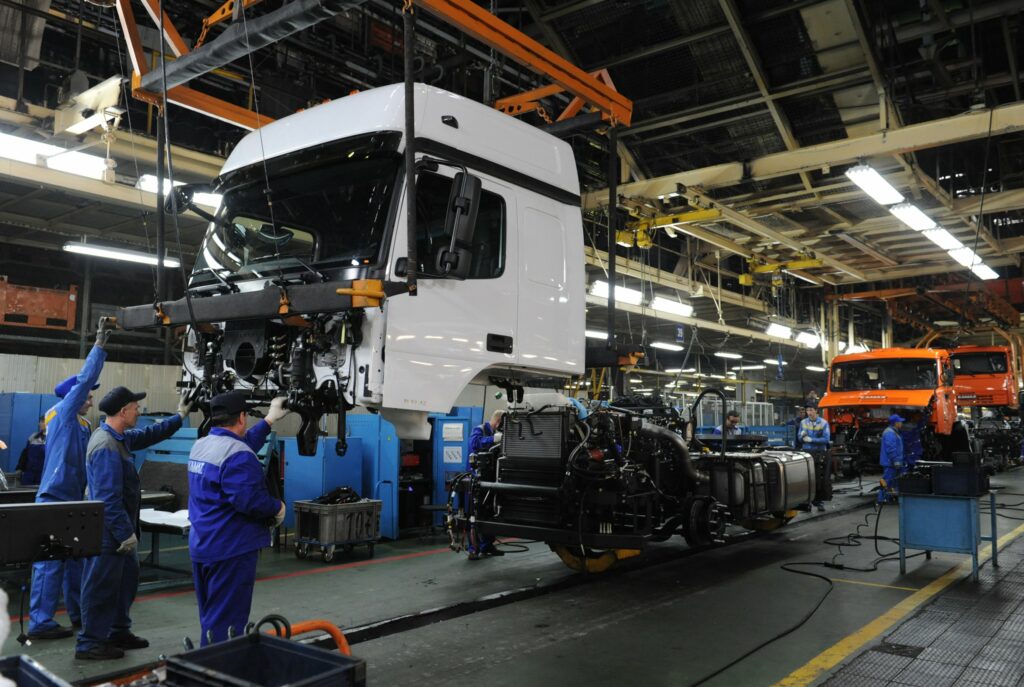 Производство грузовиков в России: падение почти на 20%