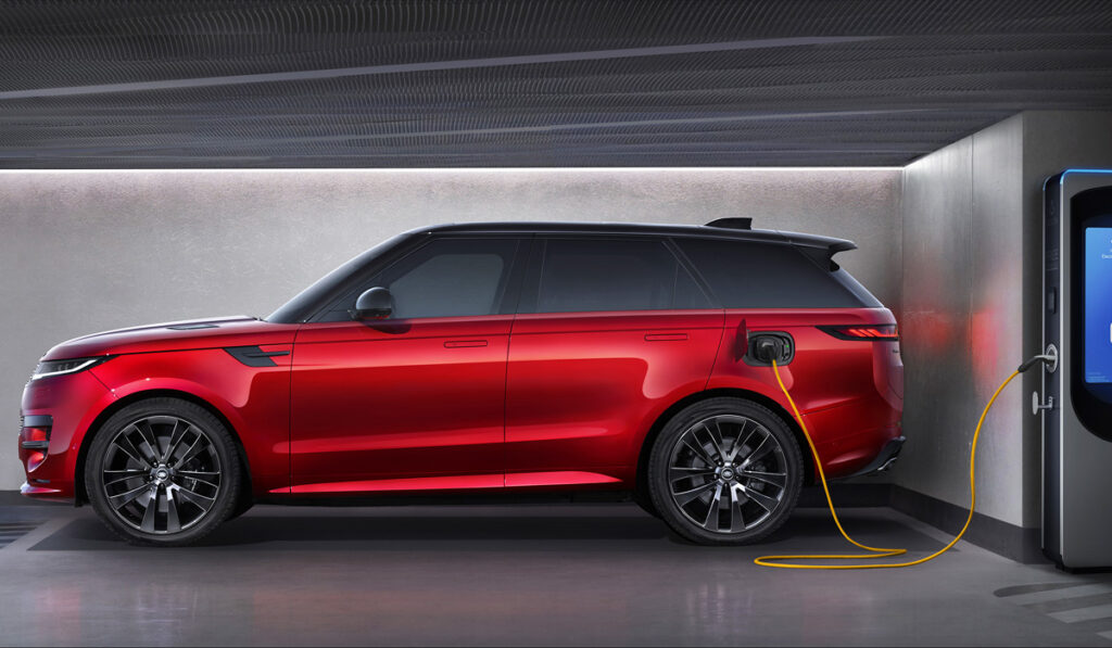 Новый Range Rover Sport: подробный обзор модели
