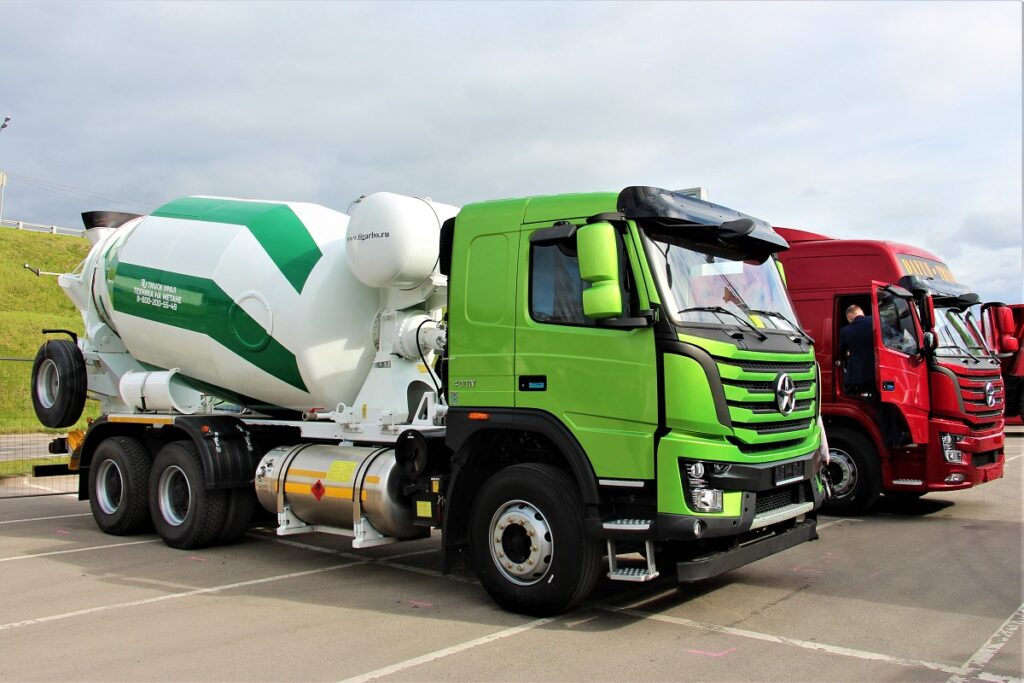Китайские грузовики в России: кто придёт на смену европейским брендам в 2022 году