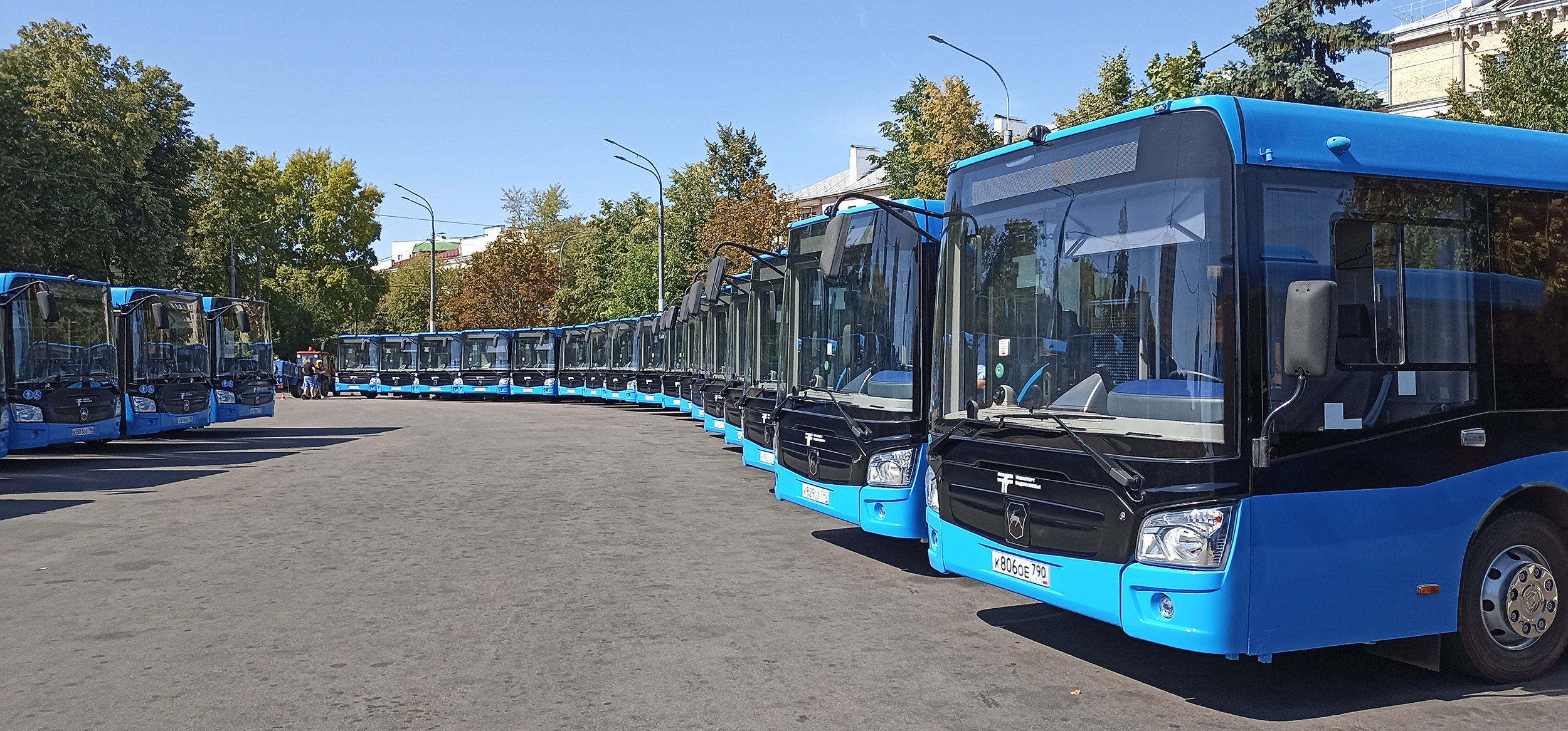 Продажи новых автобусов в России взлетели на 11%