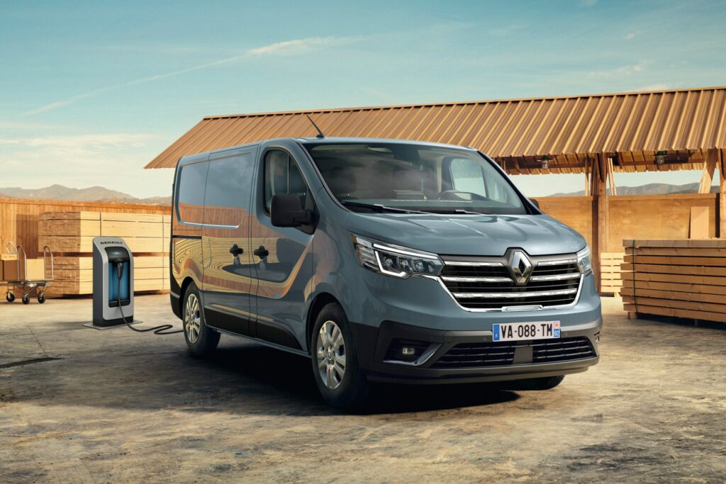 Renault представил электрофургон Trafic Van E-Tech