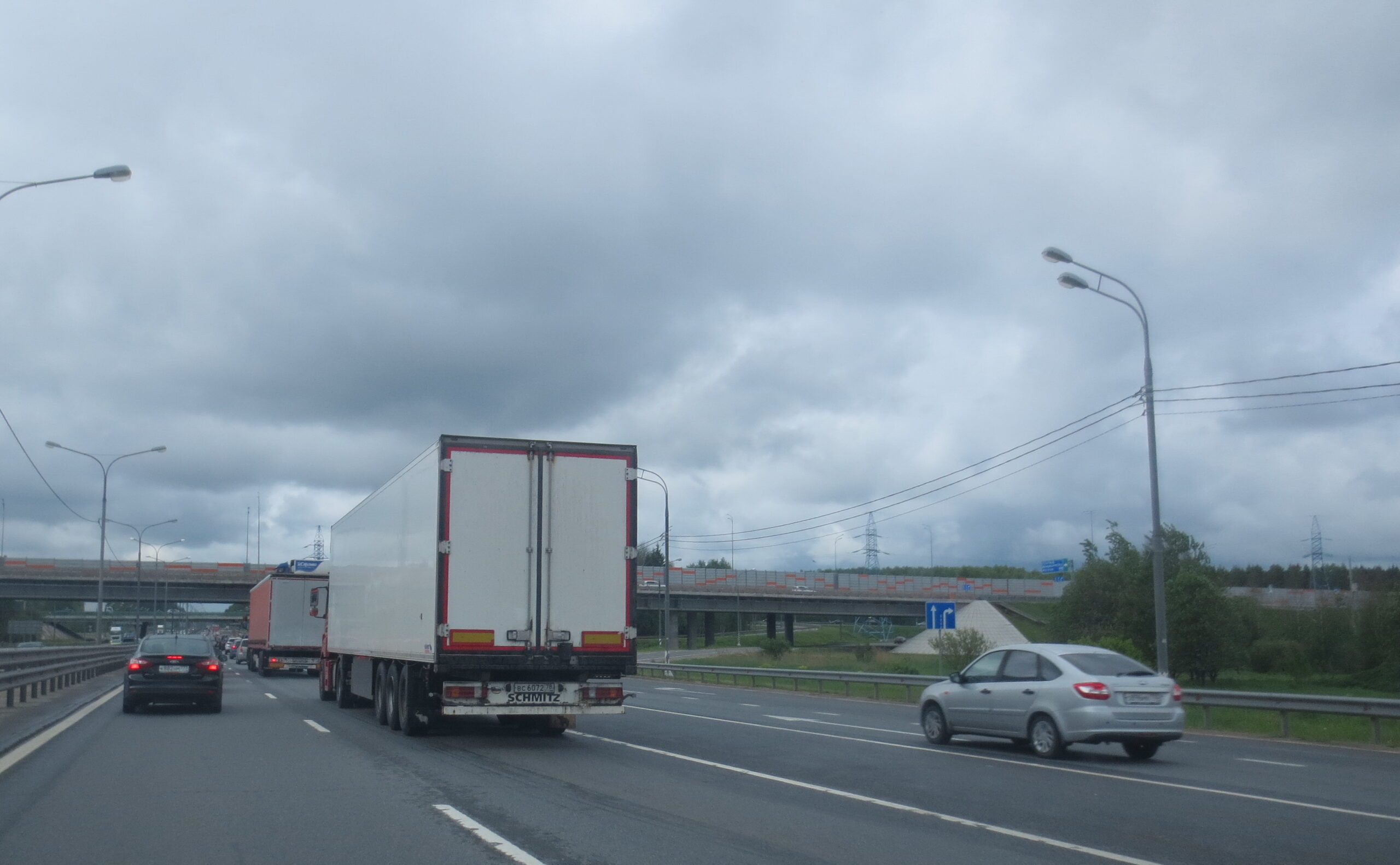 В России ввели контрсанкции против иностранных перевозчиков
