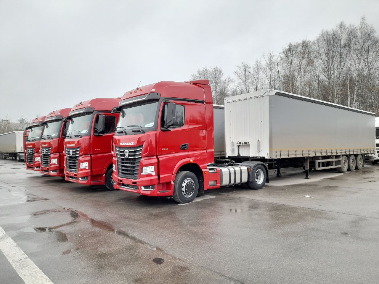 Перевозчик из Нижнего Новгорода заказал две сотни тягачей КАМАЗ семейства К5