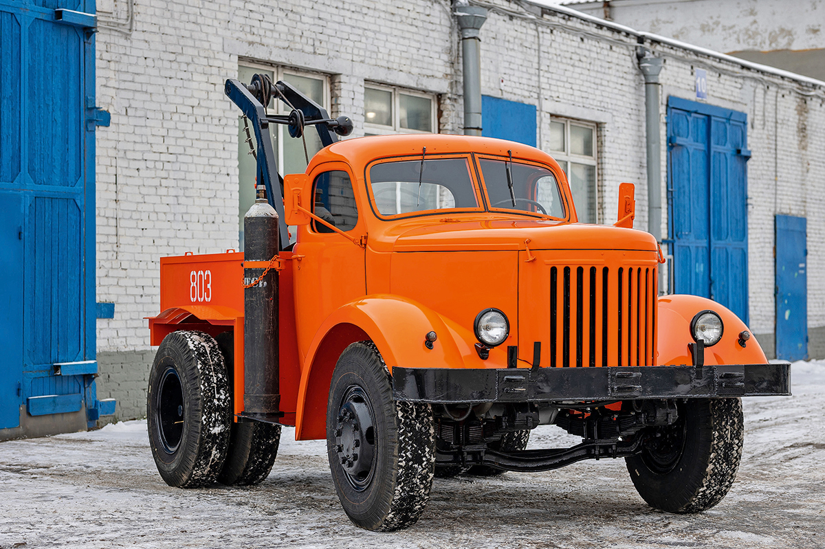 МАЗ-200/205: звезда кино и советских строек. Чем был примечателен это грузовик