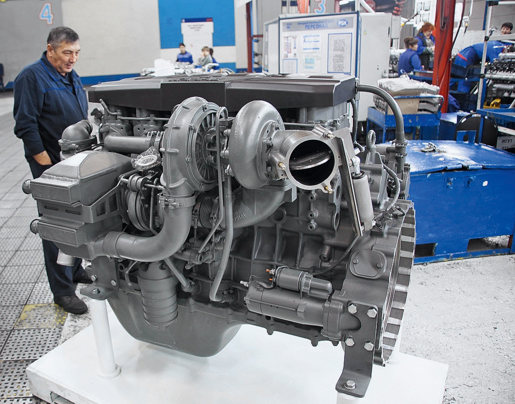 Наплевали на санкции: как «КАМАЗ»  смог сохранить производство двигателей и что там сейчас собирают