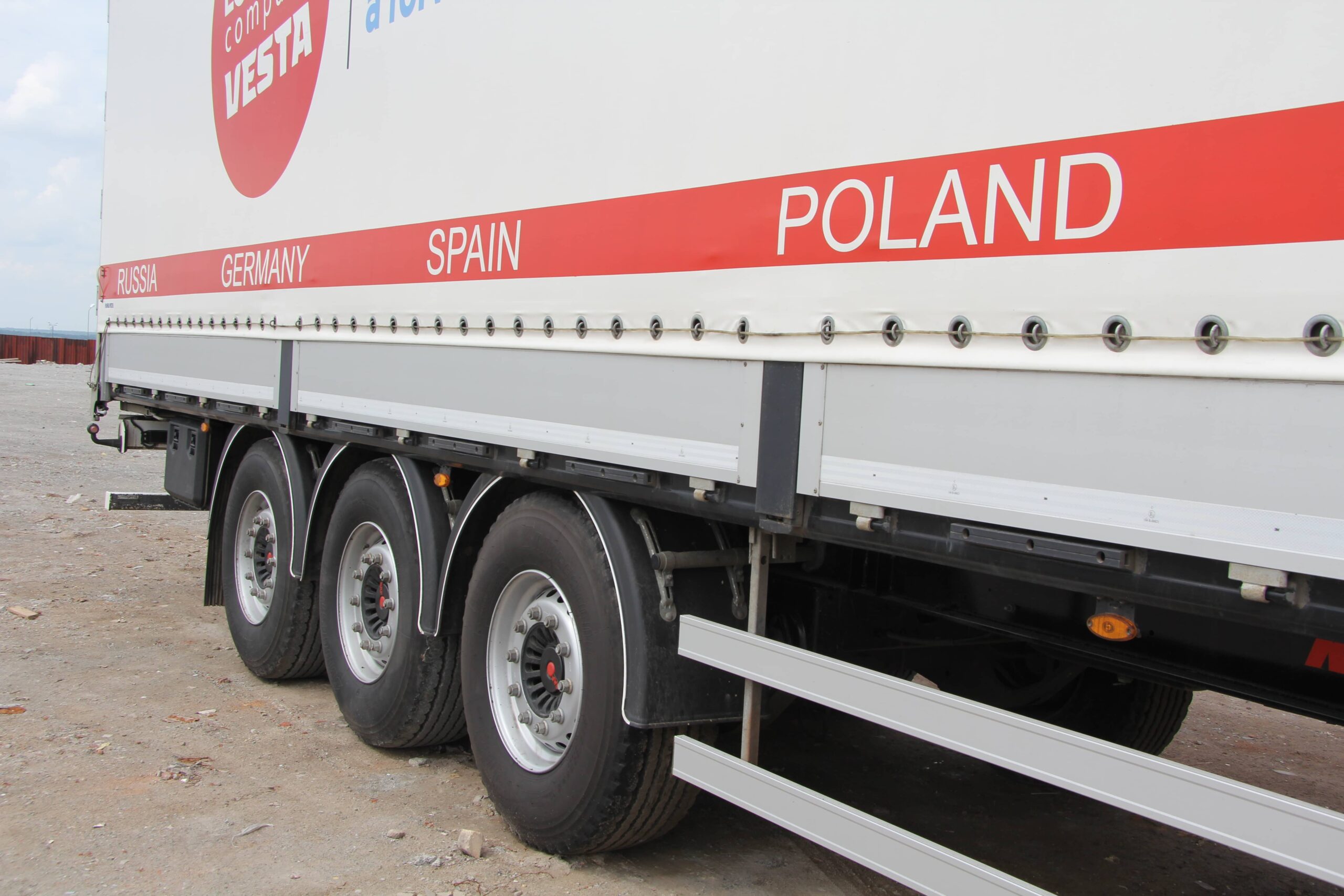 Польским перевозчикам могут запретить въезд в Россию