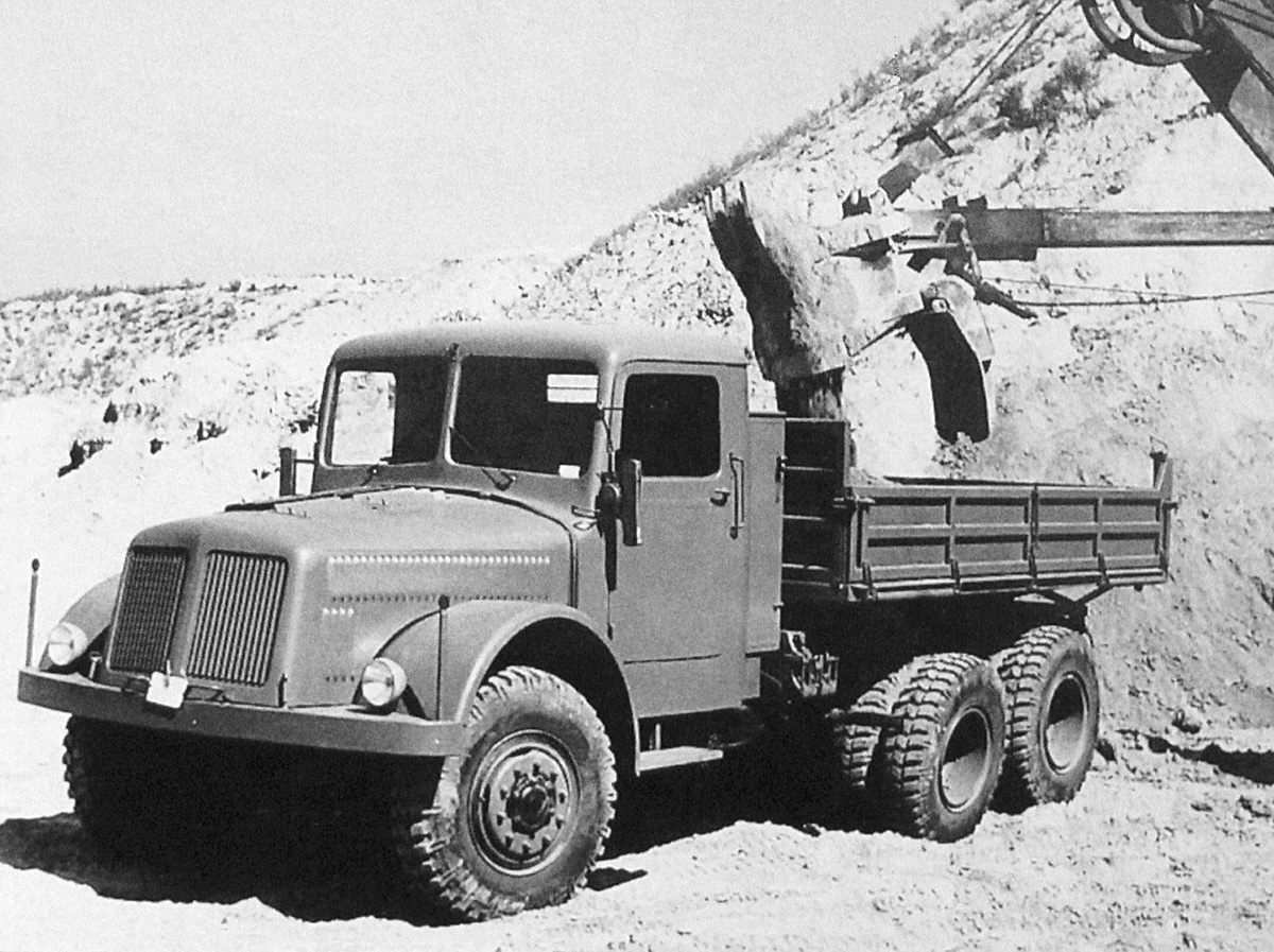 Иномарки в СССР: как иностранные грузовики помогали строить коммунизм
