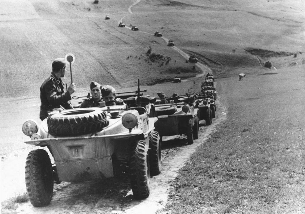 Фиаско «швиммвагена»: почему чудо-вездеход Фердинанда Порше не помог немцам на Курской дуге