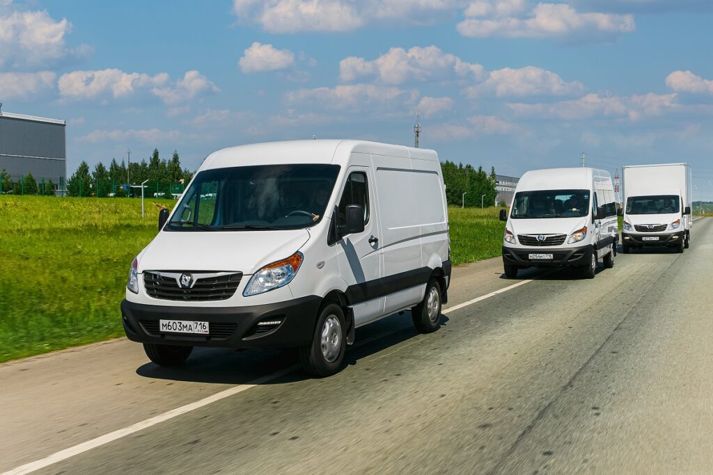 От 63 тысяч в месяц: Sollers снизил стоимость подписки на грузовики и фургоны