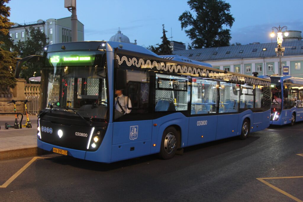 Ночные автобусы перевезли 11 млн пассажиров в Москве