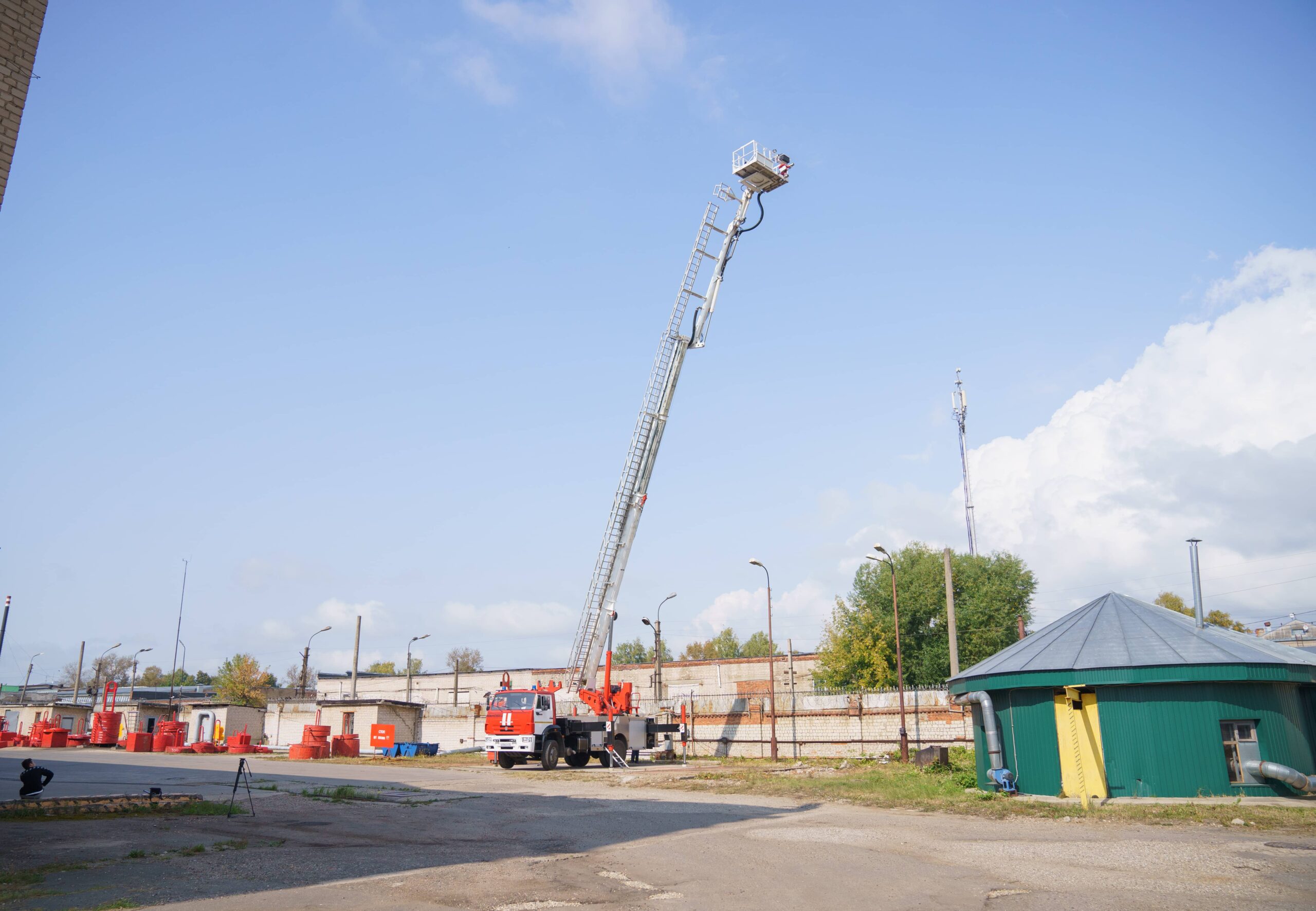 Ивановский завод «Автокран» запустил производство пожарных телескопических лестниц