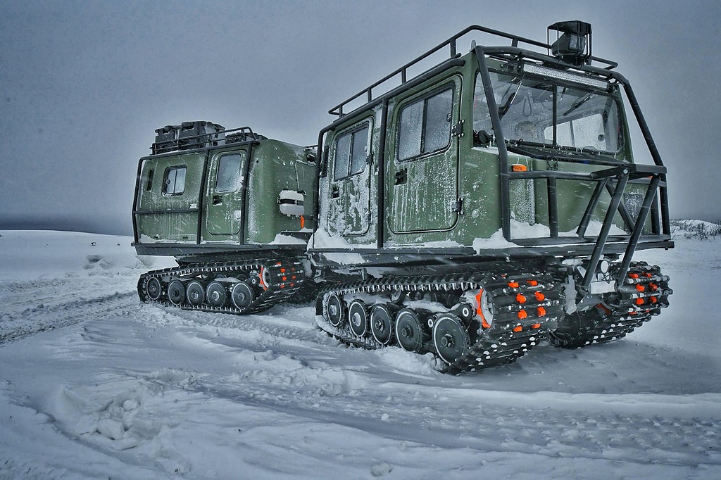 Проедет везде и в любой мороз: в России построили уникальный вездеход за 7,5 млн рублей