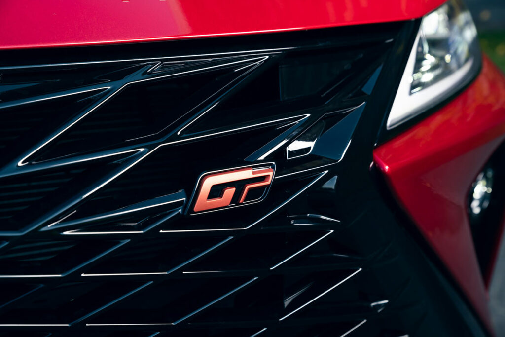Это далеко не «спорт»: мое мнение о седане Omoda S5 GT