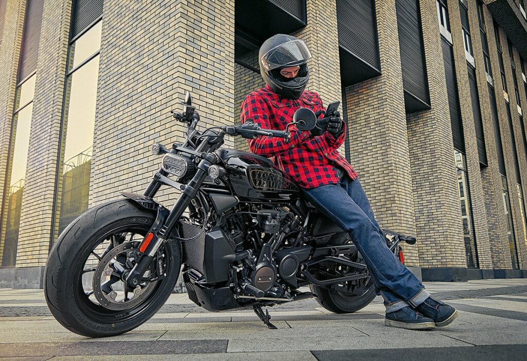 «Харли» снова с нами: в ГК АВТОДОМ стартовали продажи мотоциклов Harley-Davidson