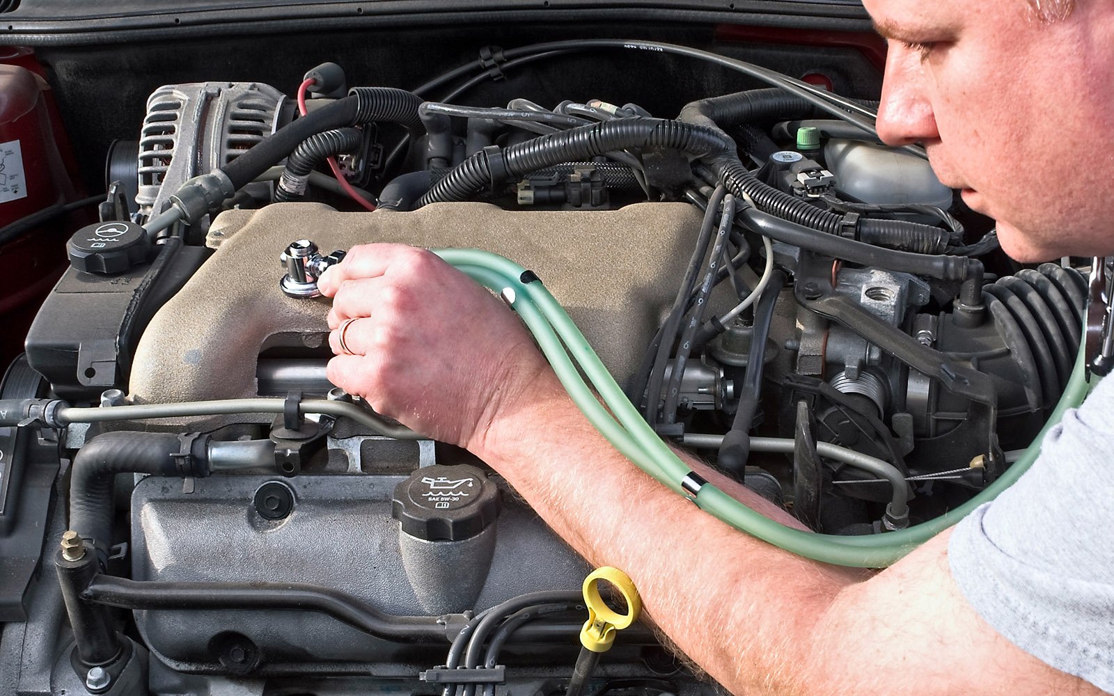 Как безошибочно подобрать моторное масло для своего автомобиля?