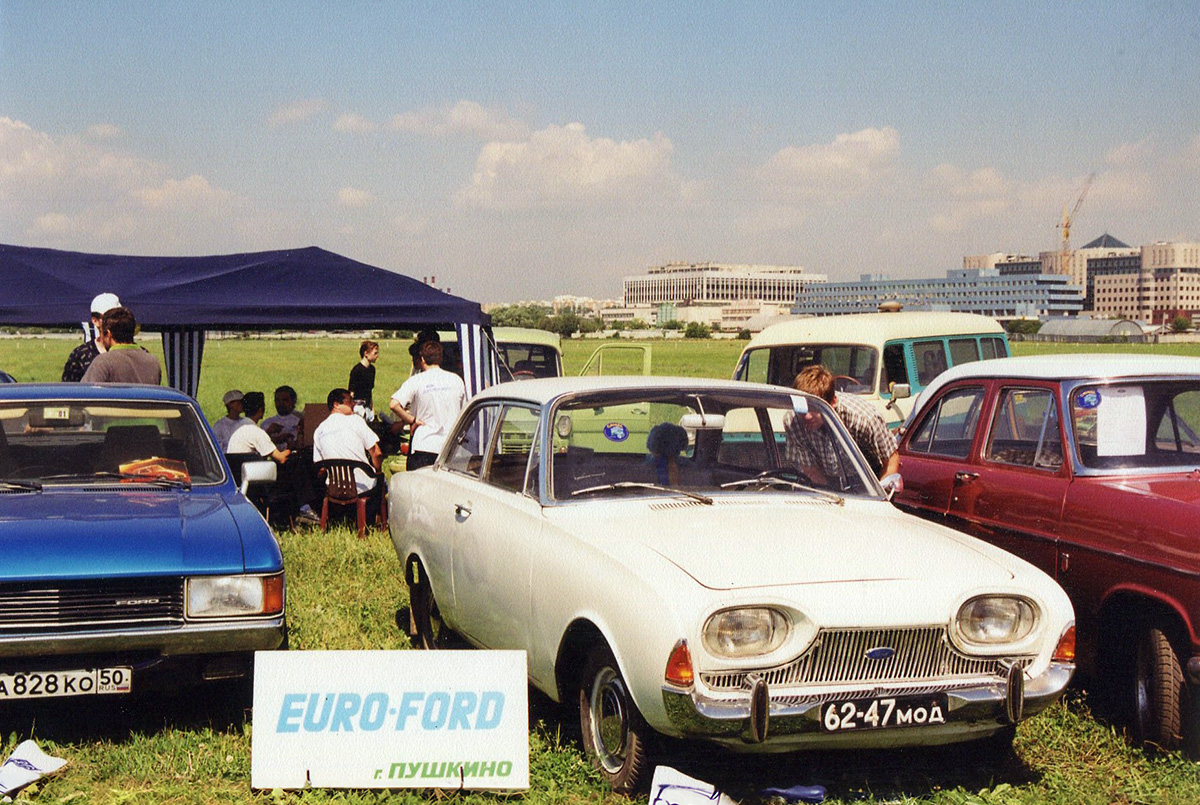 Западногерманский Ford Taunus 17М 1961 года, попавший в руки советского гражданина еще в советские времена