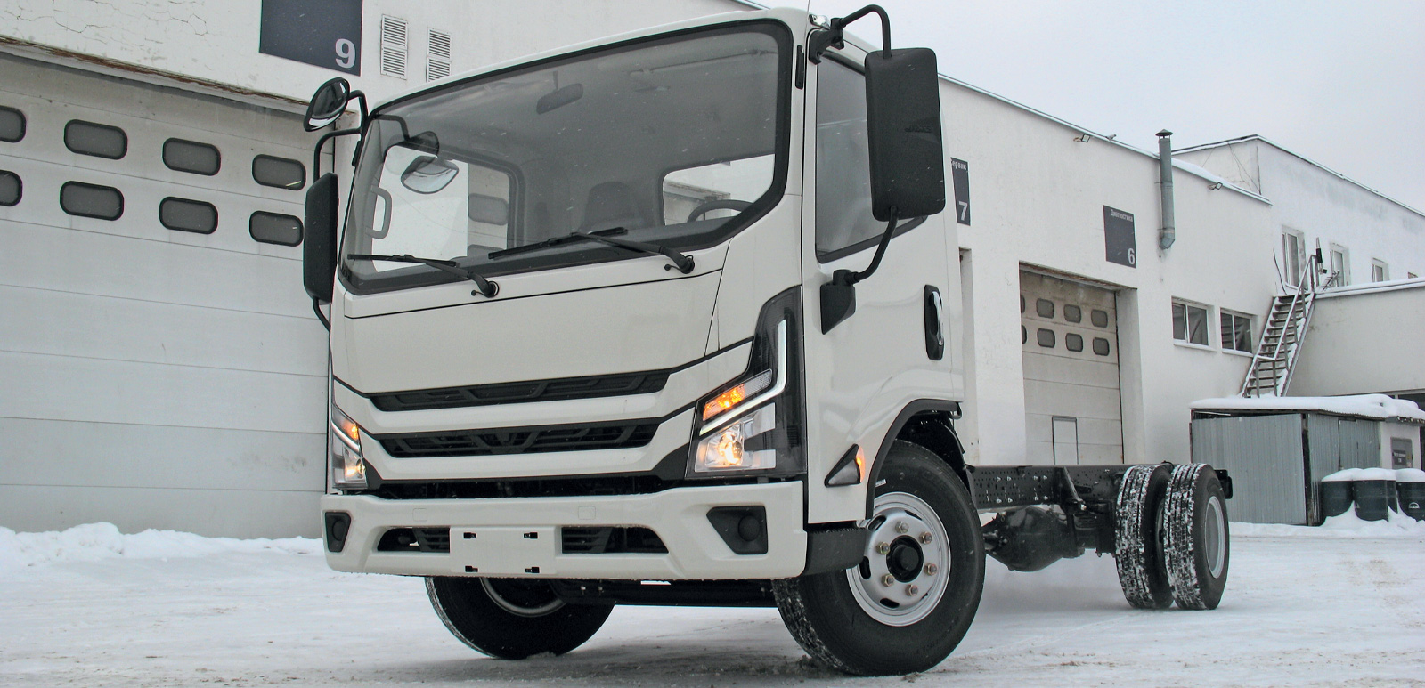 Новый русский: обзор грузовика Ambertruck JM 93