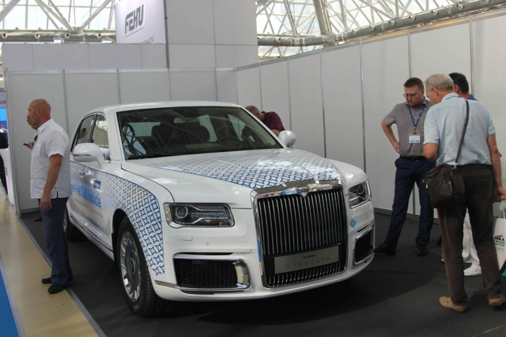 В России одновременно пройдут три крупнейшие автомобильные выставки