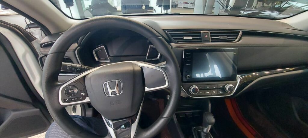 В Россию привезли седан Honda по цене Lada Vesta